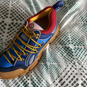 Gucci Flashtrek Sneaker